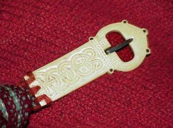 *Replica bone belt buckle