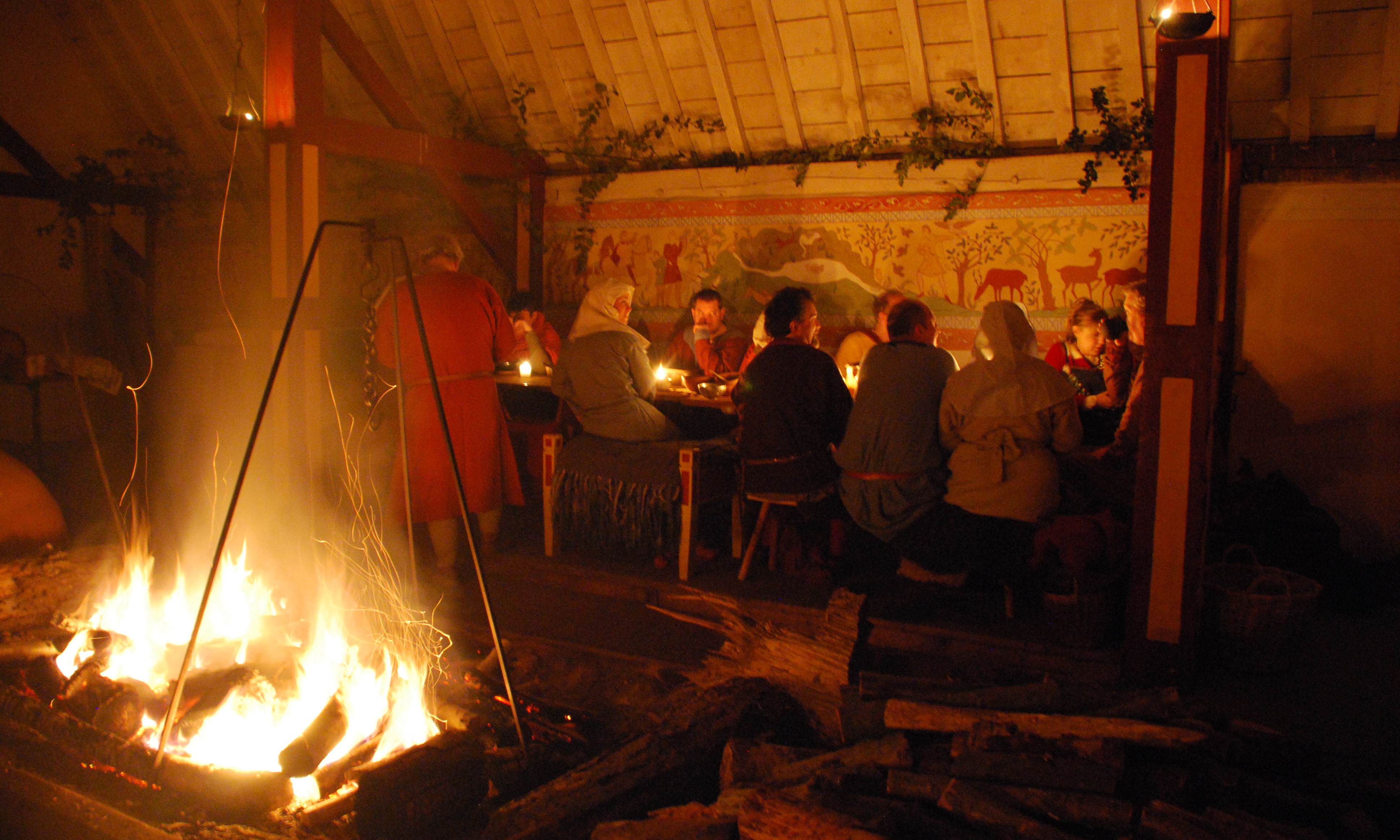 A feast at Wychurst - &copy; Alison Offer